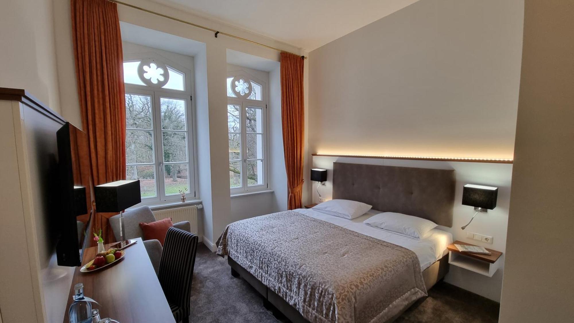 Hotel Schloss *